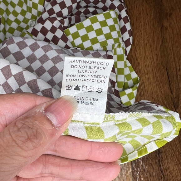 Pretty Garbage checkered oversized women’s long sleeve size S - Picture 5 of 5